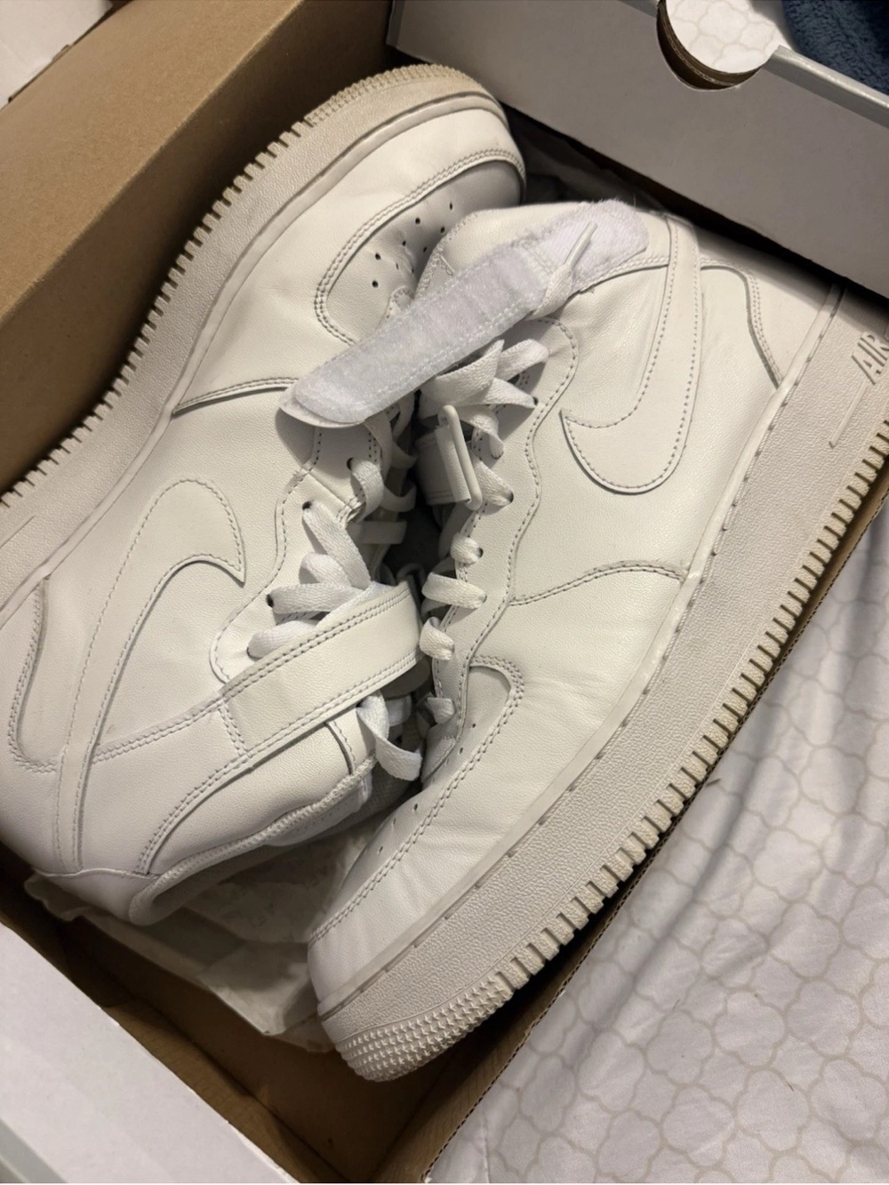 Men’s Nike White Air Force Ones! Athletic High-Top Sneakers - 🔥 size 13